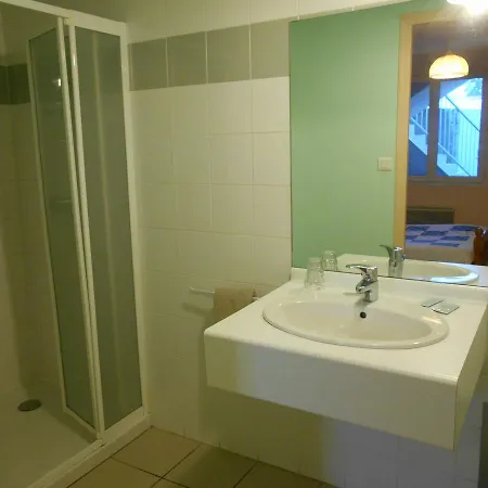 Chez Seb & Claire Hotel 3*