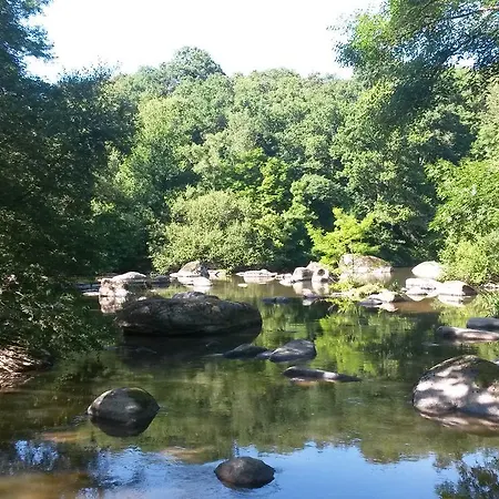 Chez Seb & Claire Hotel