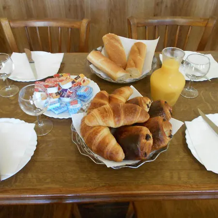 Chez Seb & Claire Hotel